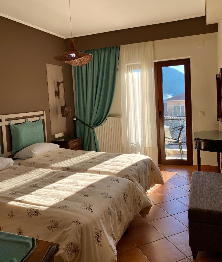 קרפניסיון Marianna'S Home Accommodation מראה חיצוני תמונה