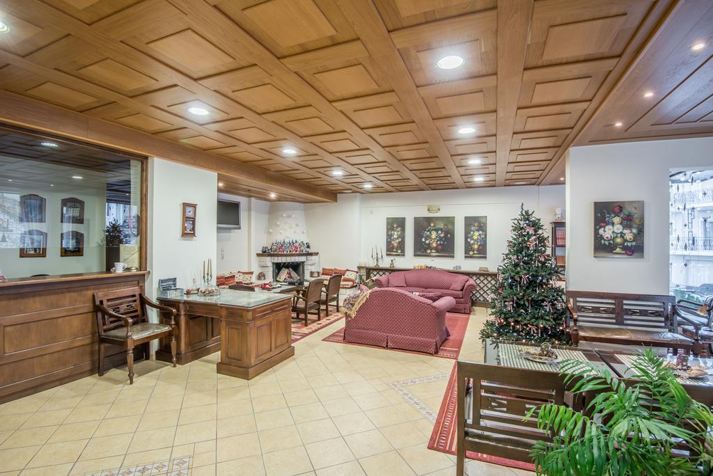 קרפניסיון Marianna'S Home Accommodation מראה חיצוני תמונה